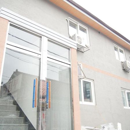 Gom Hostel Dongdaemun Сеул Экстерьер фото